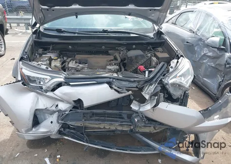 2017 Toyota Rav4 Limited/Se/Platinum z USA, uszkodzony, nr VIN 2T3DFREV2HW655115